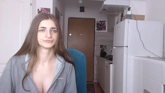 Snapshot of simyhvn chatting on 15, 2, 2025 simyhvn online show from 15, 2, 2025