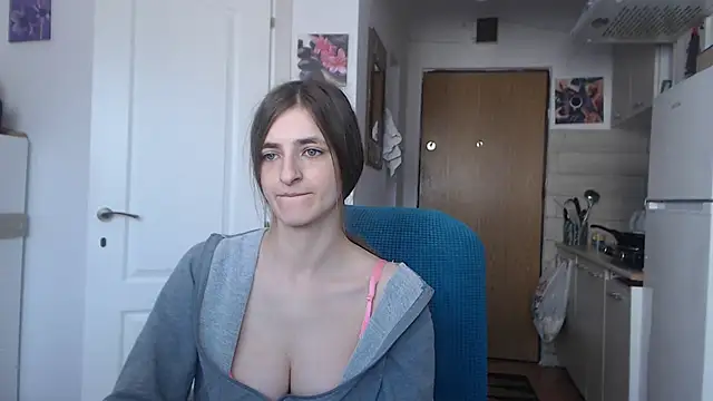 Snapshot of simyhvn chatting on 25, 2, 2025 simyhvn online show from 25, 2, 2025