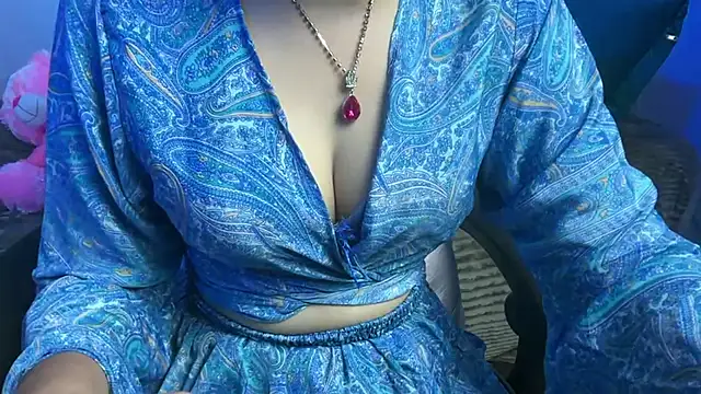 Snapshot of Queen_Angelena chatting on 2, 5, 2026 Queen Angelena online show from 2, 5, 2026