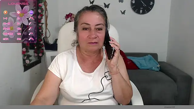 Snapshot of stepmother_105 chatting on 20, 2, 2025 stepmother 105 online show from 20, 2, 2025