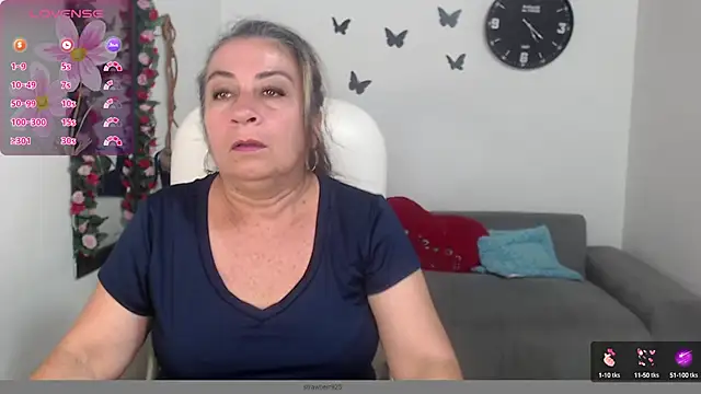 Snapshot of stepmother_105 chatting on 1, 3, 2025 stepmother 105 online show from 1, 3, 2025
