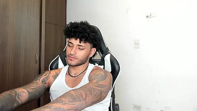 Alessandro Vanni online show from 8, 12, 2024