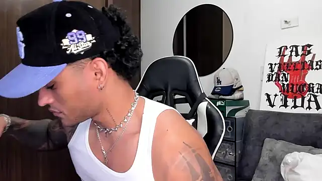 Alessandro Vanni online show from 10, 9, 2025