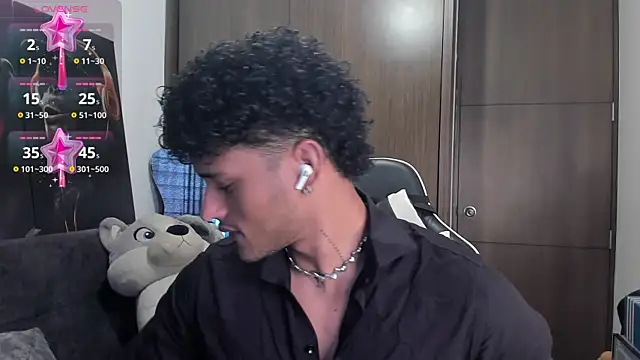 Alessandro Vanni online show from 31, 10, 2025