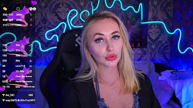 Snapshot of GraceCandy chatting on 8, 2, 2025 GraceCandy online show from 8, 2, 2025