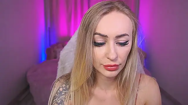 Snapshot of GraceCandy chatting on 15, 9, 2025 GraceCandy online show from 15, 9, 2025