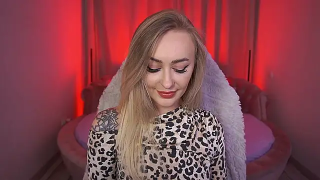 Snapshot of GraceCandy chatting on 3, 10, 2025 GraceCandy online show from 3, 10, 2025