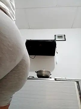 maymercy online show from 26, 2, 2025