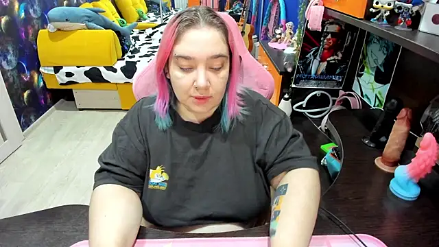 Softie Sofy online show from 25, 11, 2025