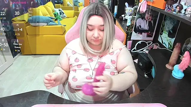 Snapshot of Softie_Sofy chatting on 28, 6, 2026 Softie Sofy online show from 28, 6, 2026