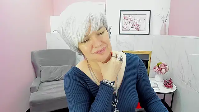 Snapshot of CarmenSoft chatting on 11, 12, 2024 CarmenSoft online show from 11, 12, 2024
