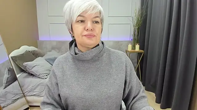 Snapshot of CarmenSoft chatting on 28, 12, 2024 CarmenSoft online show from 28, 12, 2024