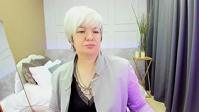 Snapshot of CarmenSoft chatting on 21, 1, 2025 CarmenSoft online show from 21, 1, 2025