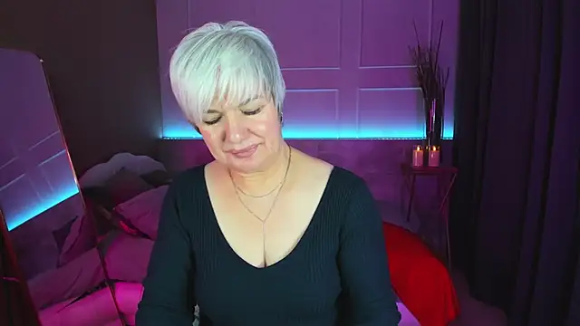 Snapshot of CarmenSoft chatting on 17, 2, 2025 CarmenSoft online show from 17, 2, 2025