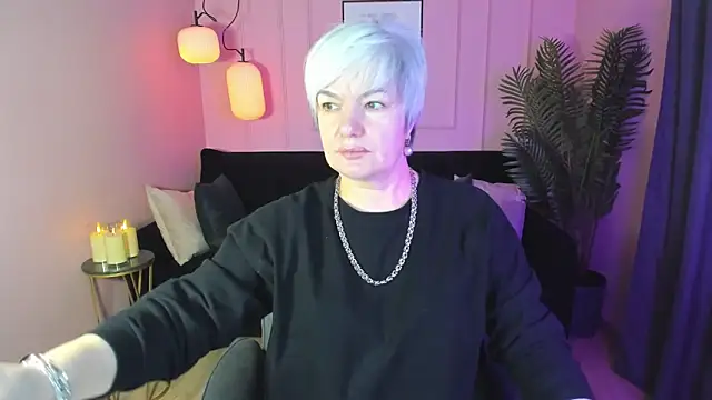 Snapshot of CarmenSoft chatting on 21, 2, 2025 CarmenSoft online show from 21, 2, 2025