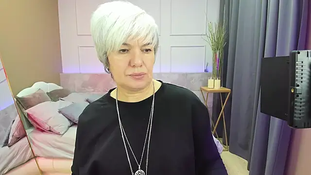 Snapshot of CarmenSoft chatting on 7, 3, 2025 CarmenSoft online show from 7, 3, 2025