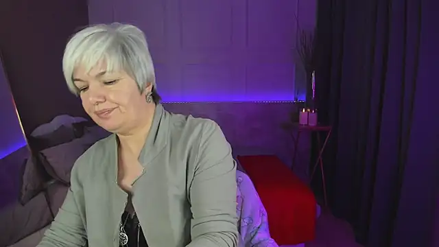 Snapshot of CarmenSoft chatting on 8, 3, 2025 CarmenSoft online show from 8, 3, 2025
