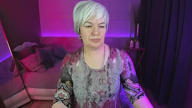 Snapshot of CarmenSoft chatting on 10, 3, 2025 CarmenSoft online show from 10, 3, 2025