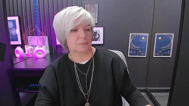 Snapshot of CarmenSoft chatting on 11, 5, 2026 CarmenSoft online show from 11, 5, 2026