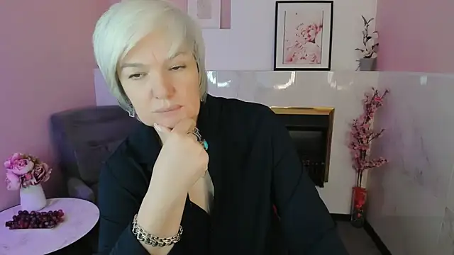 Snapshot of CarmenSoft chatting on 8, 6, 2026 CarmenSoft online show from 8, 6, 2026