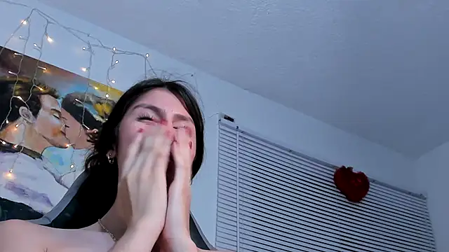 valeria gonzales  online show from 21, 12, 2024