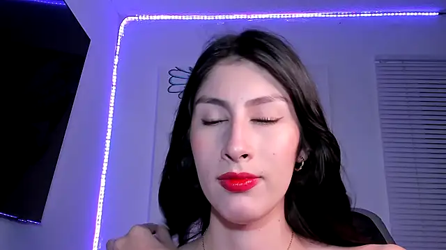 valeria gonzales  online show from 16, 3, 2025