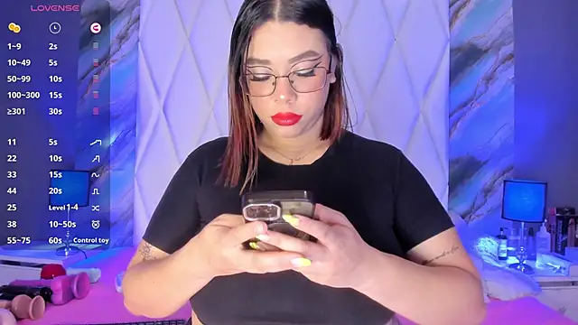 Snapshot of DanniaMonroee chatting on 12, 3, 2026 DanniaMonroee online show from 12, 3, 2026