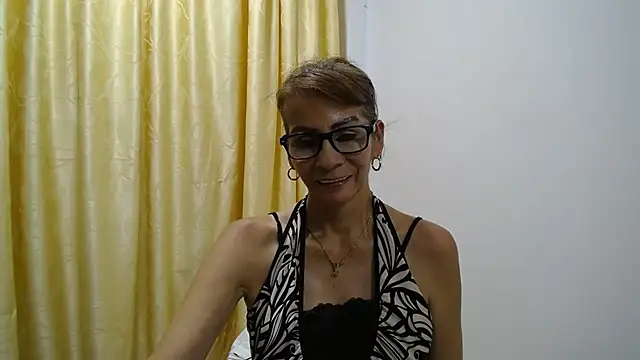 mommysexy16 online show from 10, 10, 2025
