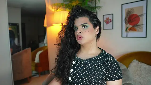 Snapshot of artechloe chatting on 19, 2, 2025 artechloe online show from 19, 2, 2025