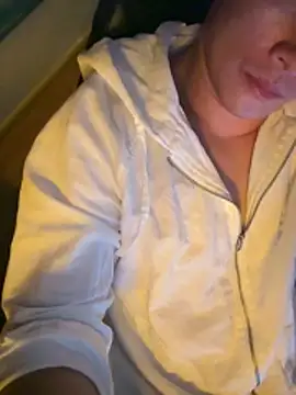 Snapshot of Tmissmag chatting on 30, 11, 2025 Tmissmag online show from 30, 11, 2025