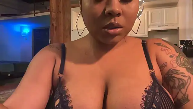 Snapshot of MeleiMarvelous chatting on 30, 7, 2026 MeleiMarvelous online show from 30, 7, 2026
