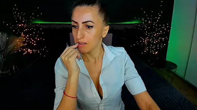 Rebecca Diamond online show from 29, 9, 2025