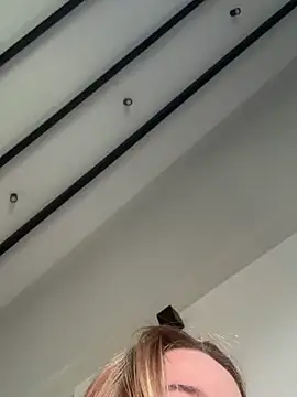 curchez  online show from 9, 2, 2026