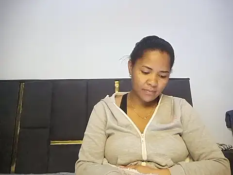 Snapshot of aleixane chatting on 8, 7, 2026 aleixane online show from 8, 7, 2026