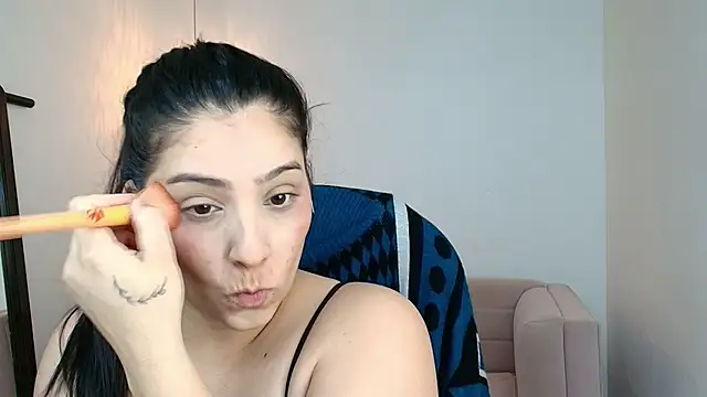 Snapshot of YummyAnna_ chatting on 25, 2, 2026 YummyAnna online show from 25, 2, 2026