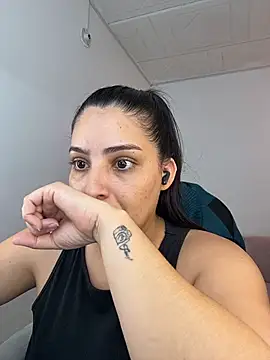 Snapshot of YummyAnna_ chatting on 17, 3, 2026 YummyAnna online show from 17, 3, 2026