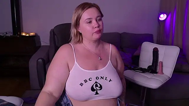 MargotGrey online show from 8, 3, 2025