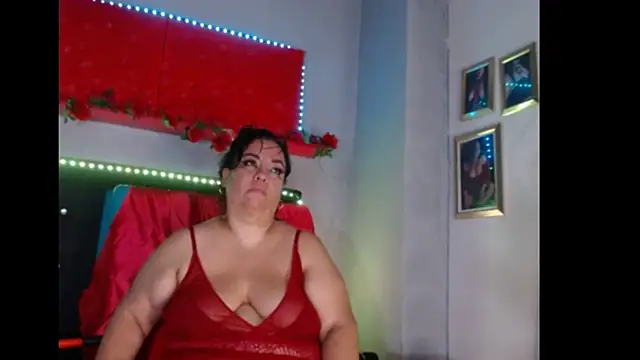 Snapshot of -helen chatting on 13, 1, 2025 -helen online show from 13, 1, 2025