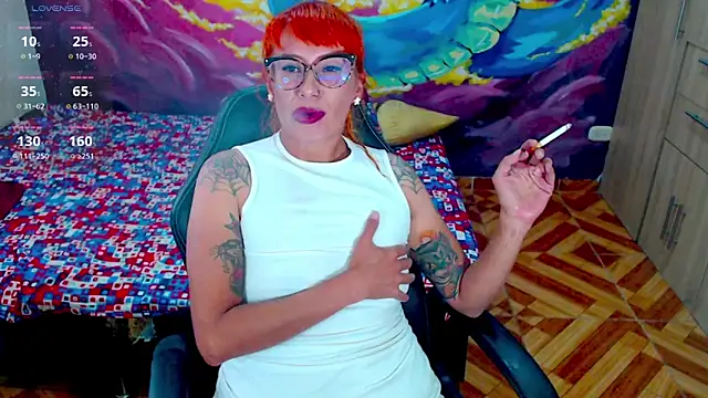 Eimy lorens online show from 4, 1, 2025