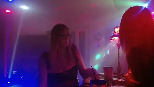 COUPLE4VOYEUR01 online show from 11, 10, 2025