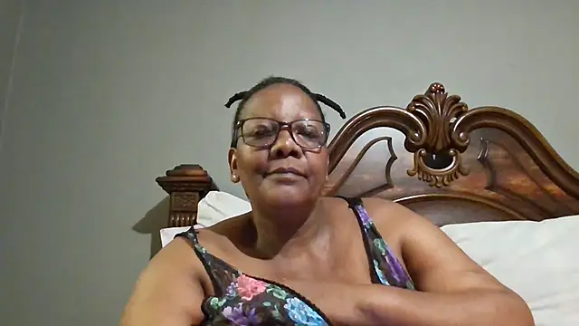 SEXYBOOBSNASS online show from 26, 1, 2025