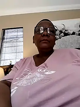 SEXYBOOBSNASS online show from 27, 9, 2025