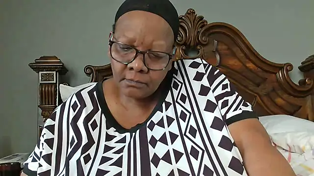 SEXYBOOBSNASS online show from 7, 10, 2025