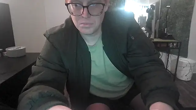 Snapshot of SilasRed chatting on 6, 1, 2025 SilasRed online show from 6, 1, 2025