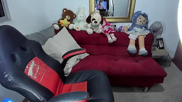 NicolettColin online show from 8, 1, 2025