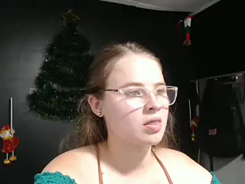 Snapshot of HellenMiyer1111 chatting on 20, 12, 2024 HellenMiyer1111 online show from 20, 12, 2024
