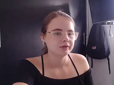 Snapshot of HellenMiyer1111 chatting on 18, 1, 2025 HellenMiyer1111 online show from 18, 1, 2025
