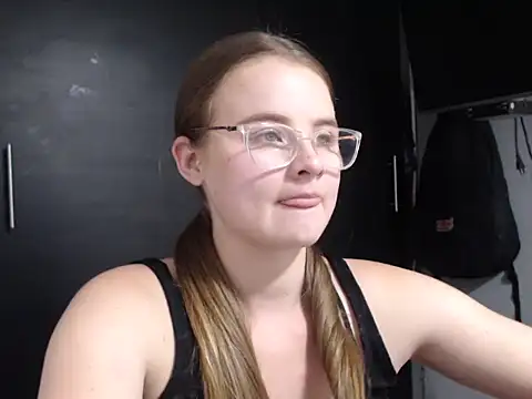 Snapshot of HellenMiyer1111 chatting on 19, 1, 2025 HellenMiyer1111 online show from 19, 1, 2025