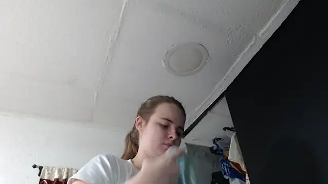 Snapshot of HellenMiyer1111 chatting on 10, 10, 2025 HellenMiyer1111 online show from 10, 10, 2025