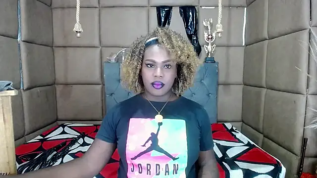 Snapshot of CatrinaGill chatting on 2, 10, 2025 CatrinaGill online show from 2, 10, 2025